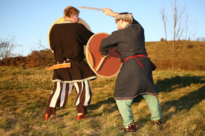 9421-s16-prevedeni-kontroly-zbrane-na-stit-uvolnuje-k-utoku.jpg 9421-s16-prevedeni-kontroly-zbrane-na-stit-uvolnuje-k-utoku.jpg