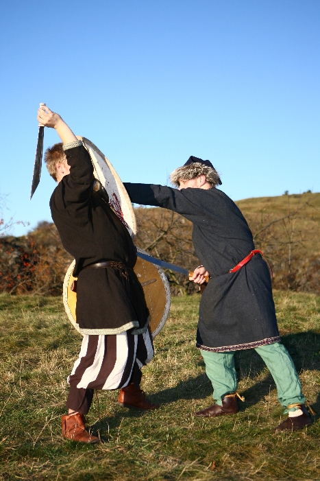 9363-s07-dokonceni-utoku-uderem-plochou-a-bodem-pod-stitem-r.jpg 9363-s07-dokonceni-utoku-uderem-plochou-a-bodem-pod-stitem-r.jpg